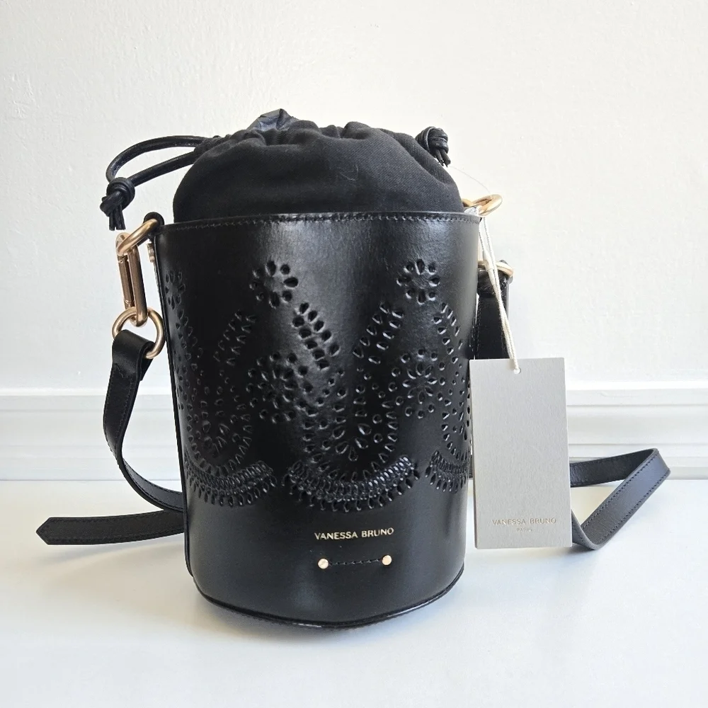 New Vanessa Bruno Holly Leather Mini Seau Limited Edition Black Bucket Handbag